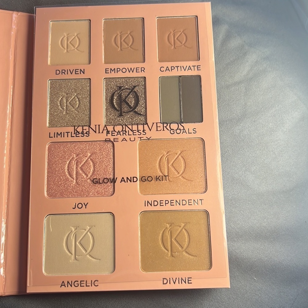 Glow and Go Kit - Picture 3 of 3
